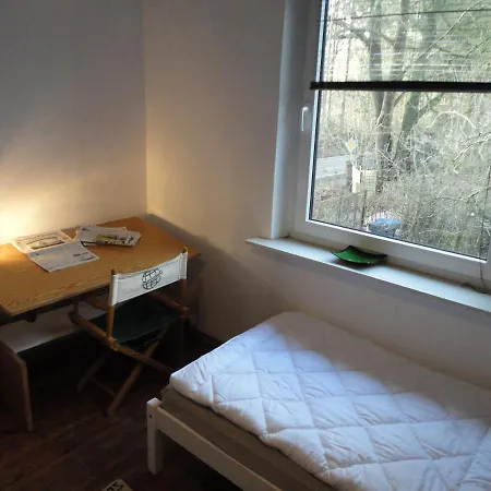 Sonnige Etagenwohnung Im Waldgebiet Schortens